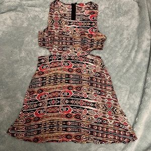 Printed dress zipper back ruby rox size small
